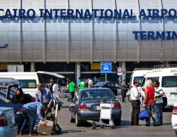 Private Transfer From Cairo Airport To Your Hotel In Cairo Or Giza - 15$ for person (minimum 2 people required)