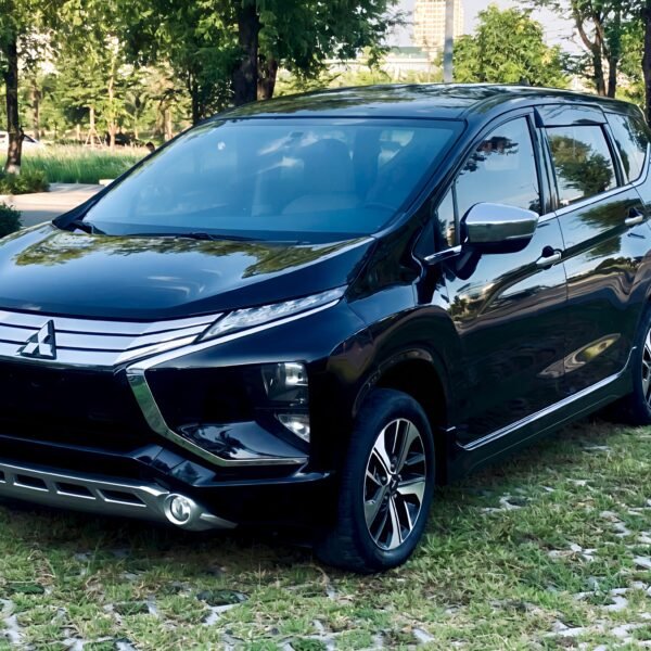 Clean air-conditioned vehicle for Cairo Airport private transfer